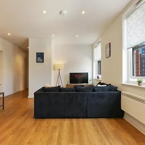 Apartment Modern 2-bed Apartment, Free Parking, Centre, Netflix & Pet Friendly - Hosted By Host Save, Sheffield